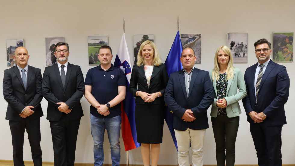 Mag. Boštjan Lindav, dr. Branko Lobnikar, Rok Cvetko, mag. Tatjana Bobnar, mag. Kristjan Mlekuš, Tina Heferle in Gregor Novak