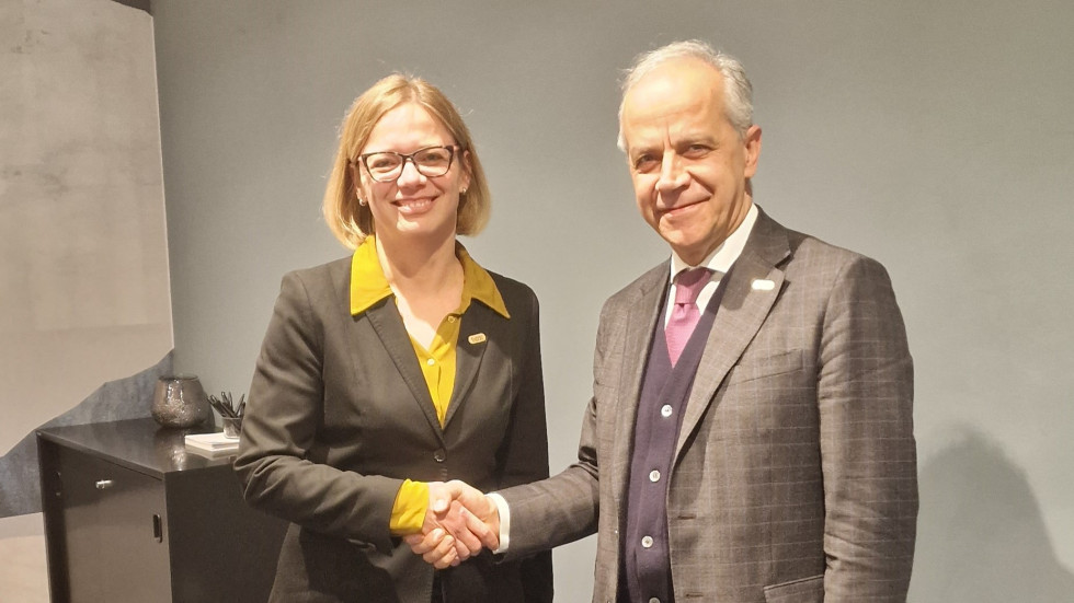 Interior Ministers of Slovenia and Italy Sanja Ajanović Hovnik and Matteo Piantedosi
