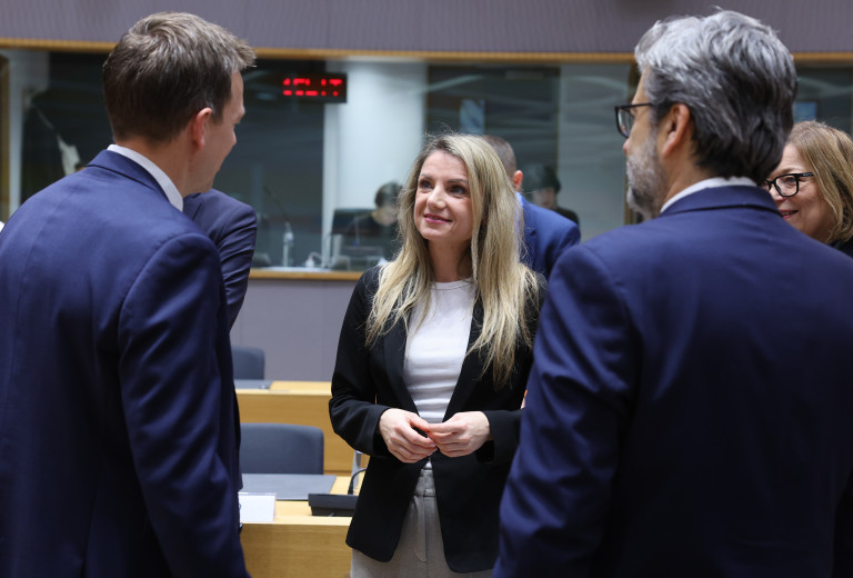 Notranji ministri EU dosegli dogovor o solidarnostnem skladu za leto 2026