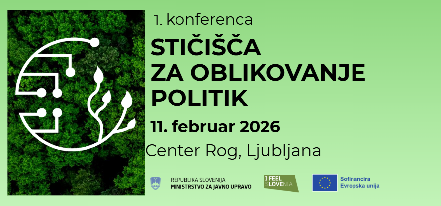 Zelena grafika, na levi strani so zelene krošnje dreves, nad njimi je okrogle oblike bel logotip, na desni strani je napis.