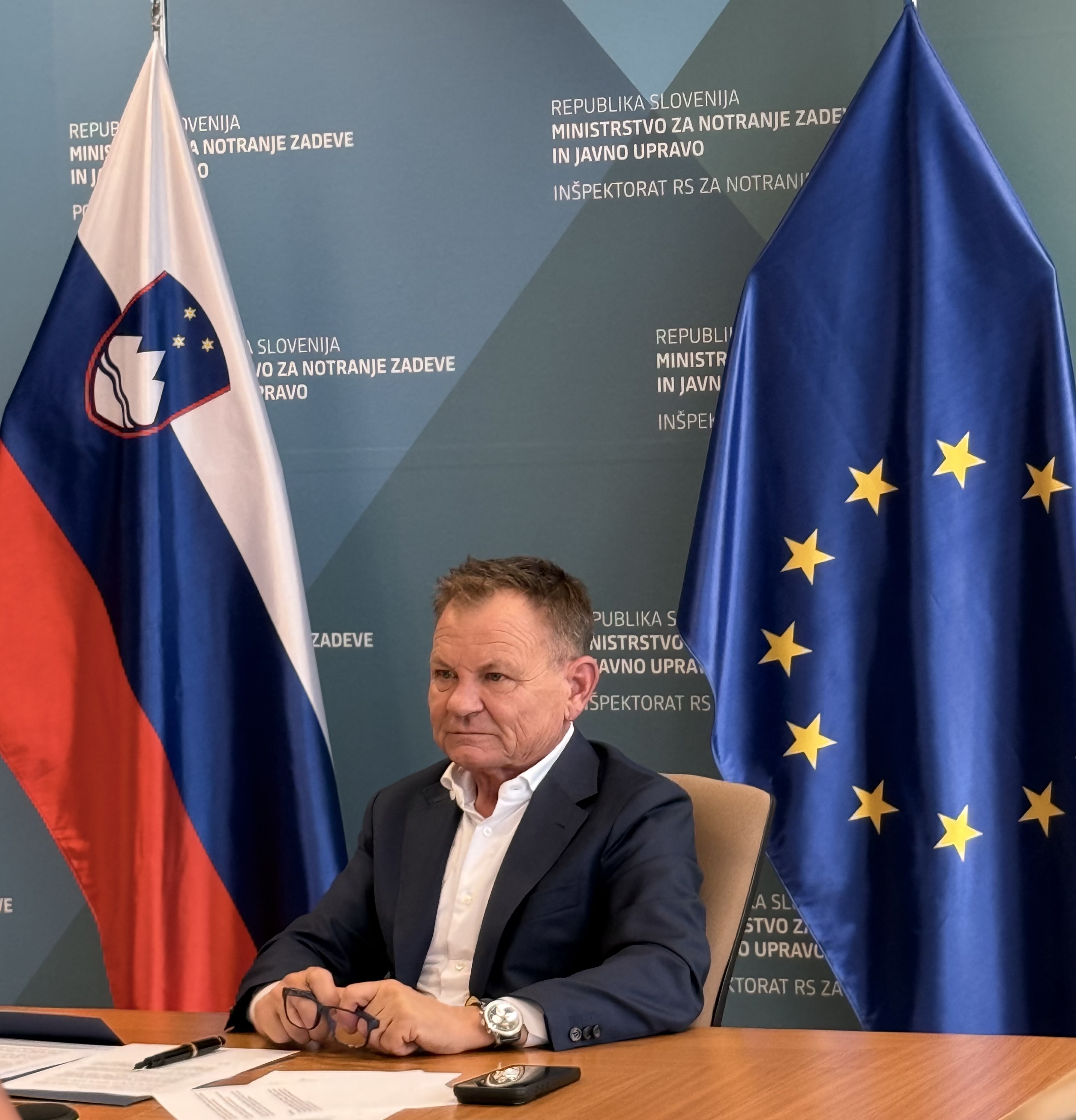Minister Franci Matoz and European Commissioner Magnus Brunner discuss migration and Schengen