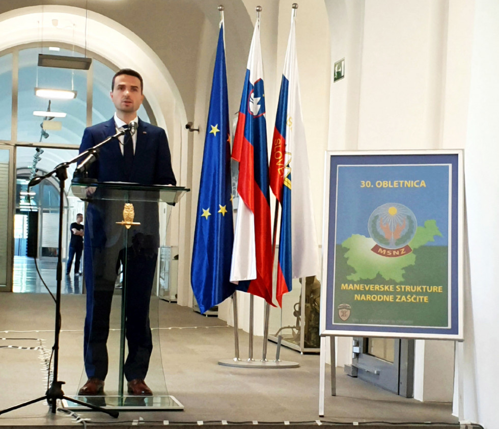Minister za obrambo mag. Matej Tonin na odprtju razstave ob 30. obletnici MSNZ v Kadetnici