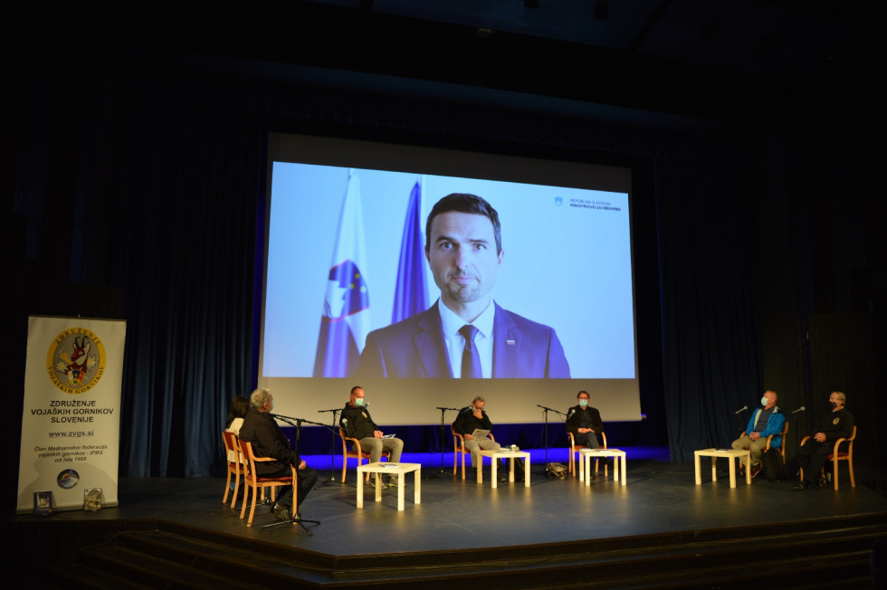 Video pozdrav ministra za obrambo RS mag. Mateja Tonina