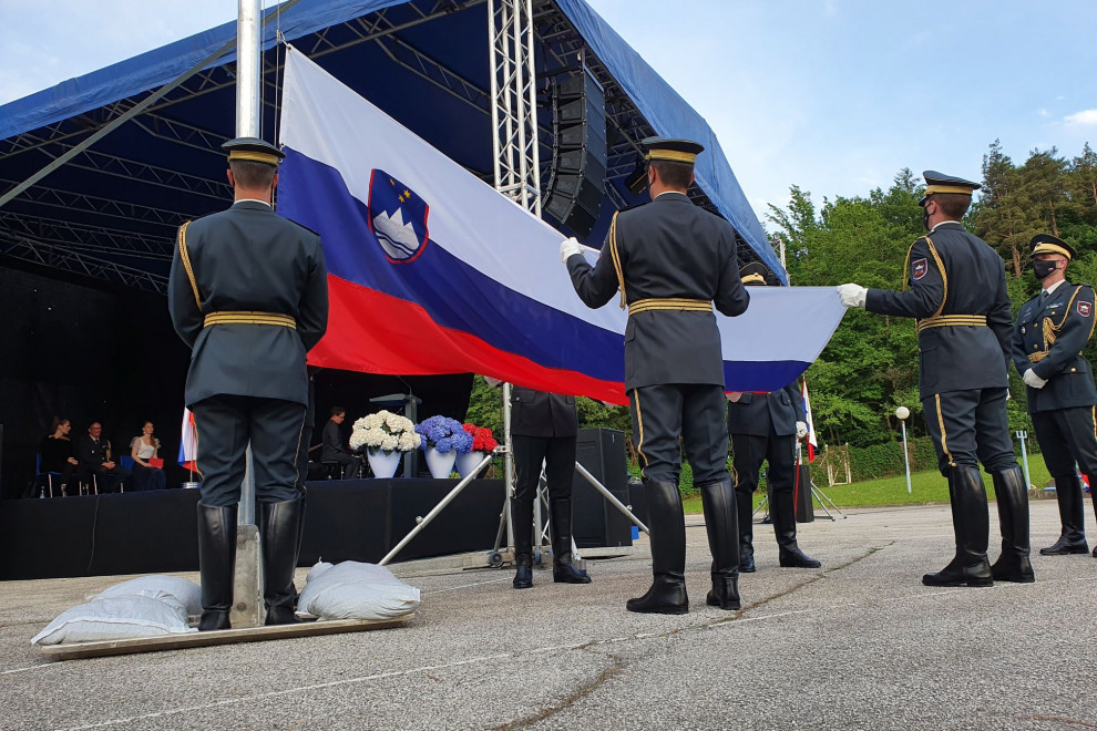 Slovesna počastitev 30. obletnice prve prisege slovenskih vojakov domovini Sloveniji z dvigom zastave