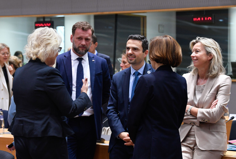 V Bruslju zasedanje obrambnih ministrov EU