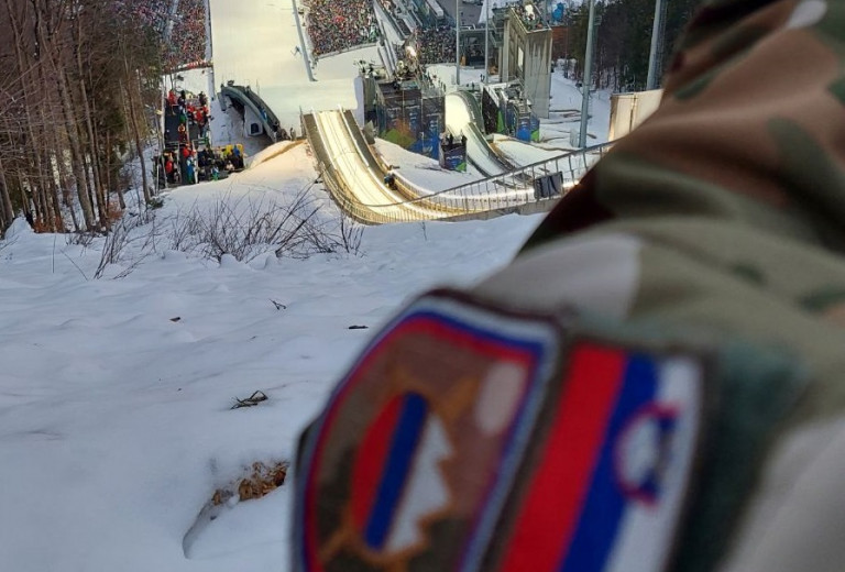 V Planici tudi Slovenska vojska