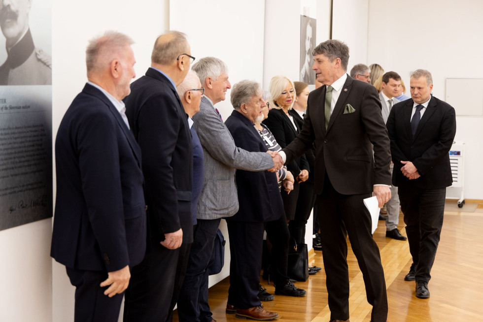 Minister se rokuje s predstavniki invalidskih organizacij