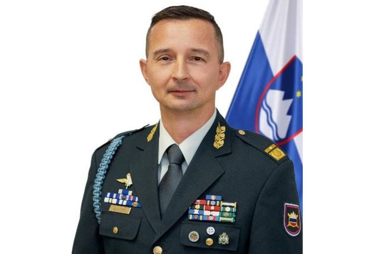 Vlada razrešila dosedanjega in imenovala novega načelnika Generalštaba Slovenske vojske