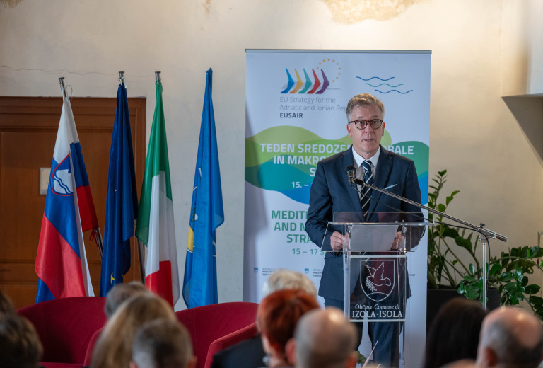 Državni sekretar Peter Lovšin: Skupne izzive moramo preoblikovati v skupne rešitve
