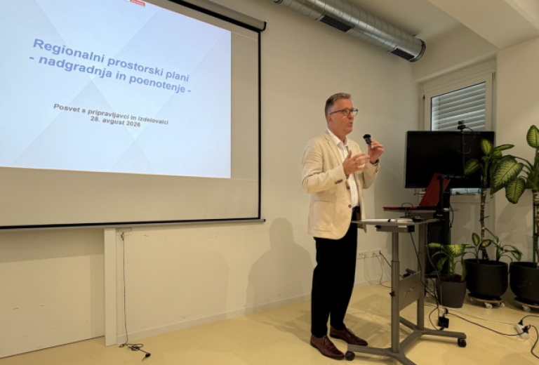 Državni sekretar Peter Lovšin na strokovnem posvetu o pripravi prvih regionalnih prostorskih planov