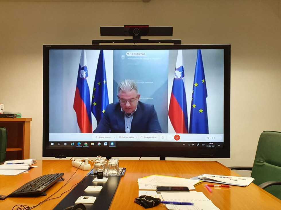 Minister Vizjak na spletnem zasedanju ministrov za okolje