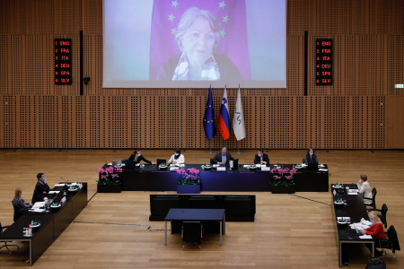 Fotografija dvorane zasedanja