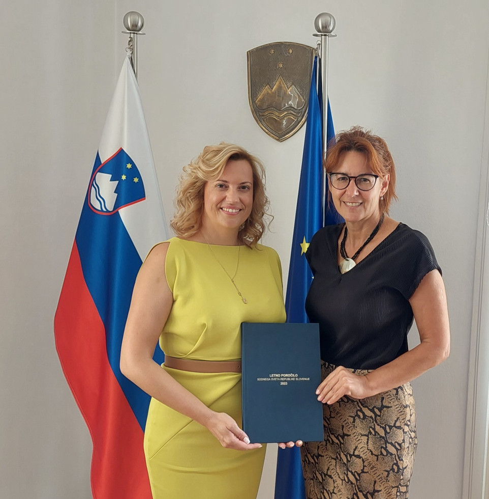 predsednica Sodnega sveta dr. Urška Kežmah in ministrica Andreja Katič