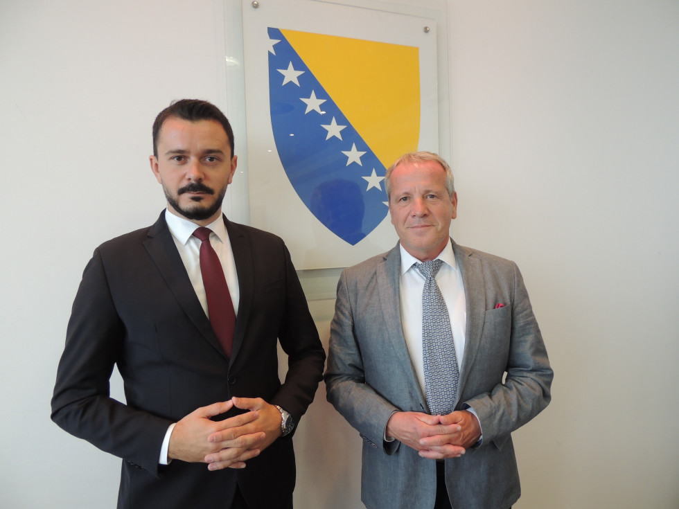 namestnik pravosodnega ministra Bosne in Hercegovine Elvir Mahmuzić in državni sekretar dr. Igor Šoltes 