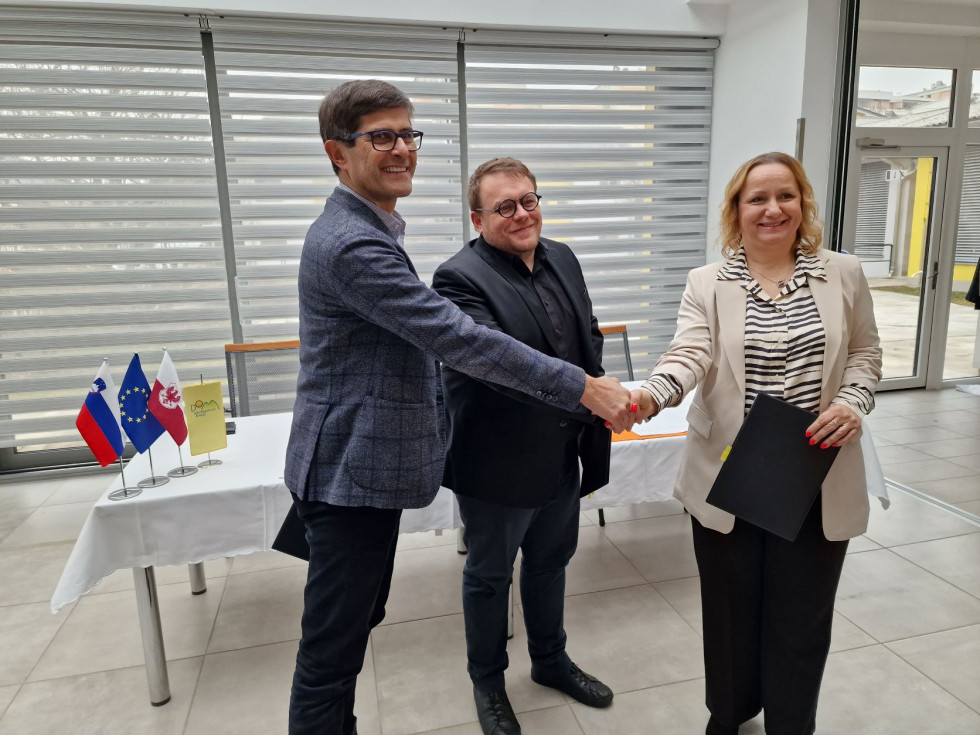 Minister Maljevac se je v sklopu regijskih obiskov srečal z županom Kranja, gospodom Matjažem Rakovcem