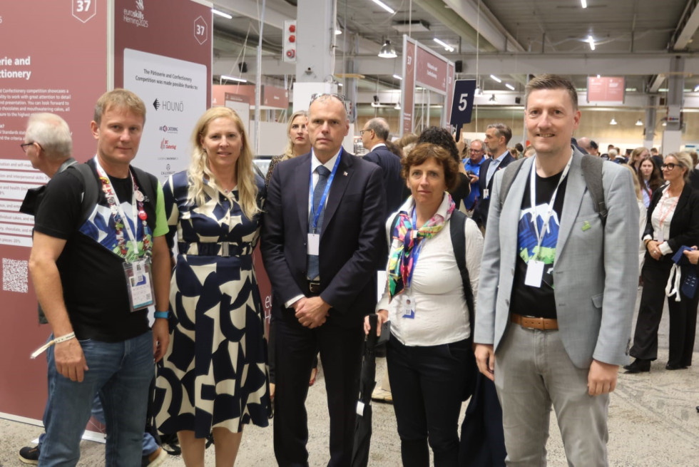 Državna sekretarka Janja Zupančič z delegacijo na Danskem.