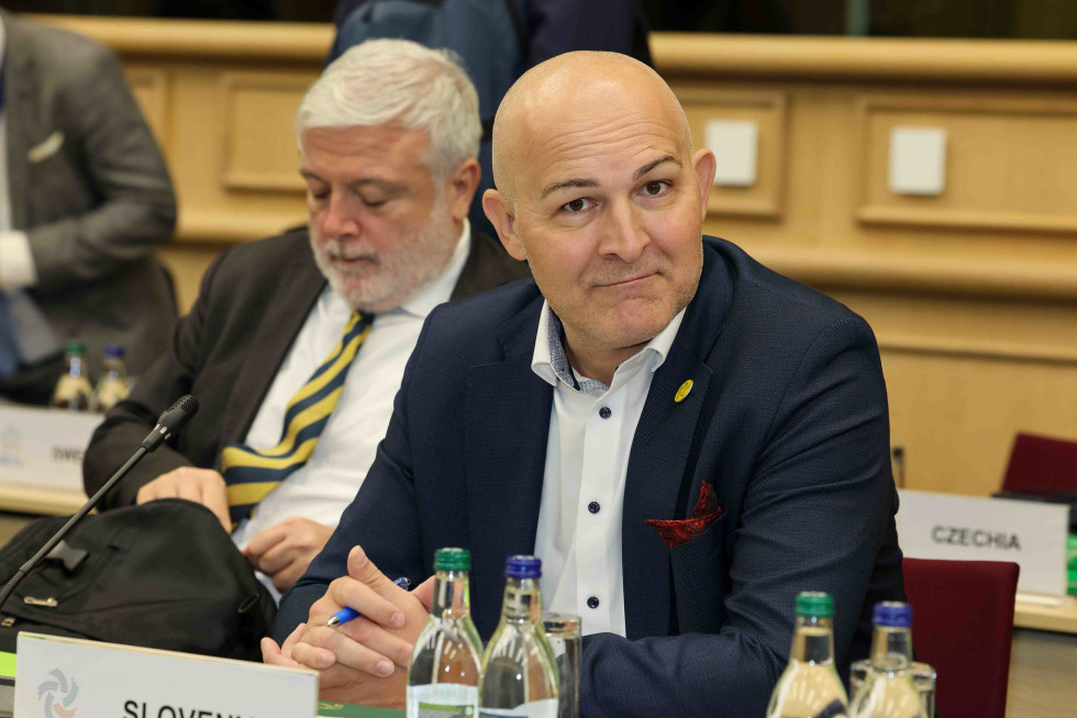 Dr. Borut Rončević me zasedanjem COMPET V dublino, portret v dvorani