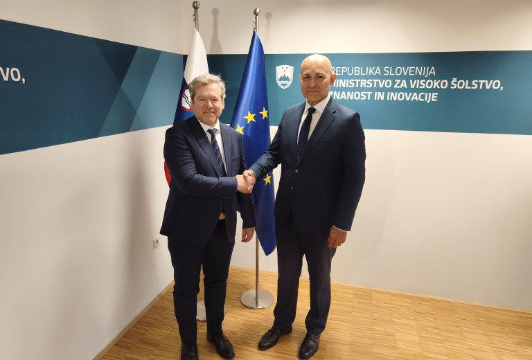 Dr Borut Rončević assumes office as Minister of Education, Science and Youth