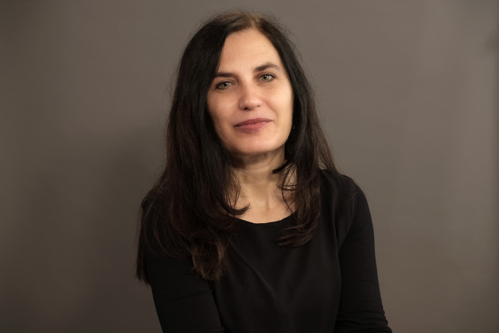 Dr. Mirjam Mencej