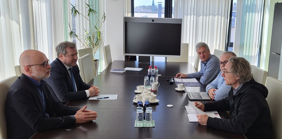 Prvo uradno srečanje vodstva Ministrstva za visoko šolstvo, znanost in inovacije ter Sindikata vzgoje, izobraževanja, znanosti in kulture Slovenije 