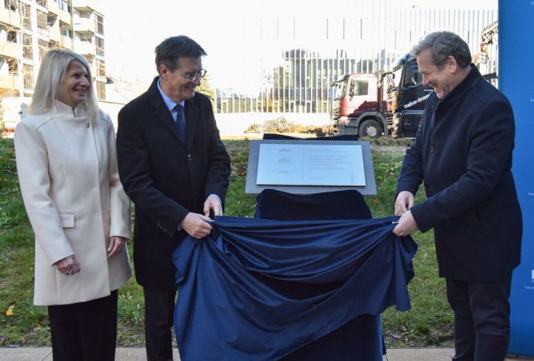 Položitev dveh temeljnih kamnov v Mariboru