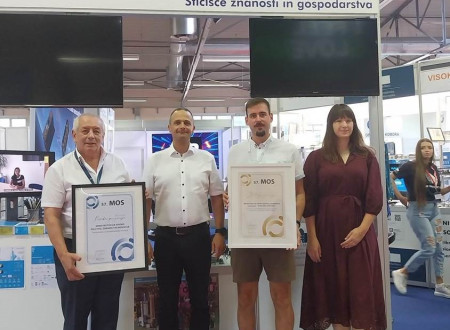 Razstavni prostor Stičišča znanosti in gospodarstva na MOS.