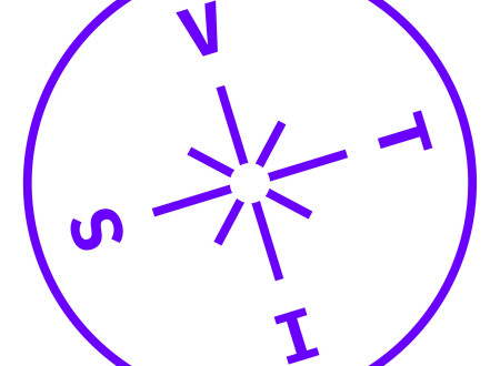 Logotip VTIS: vijoličen krog z osmimi črtami iz središča in črkami V, T, I, S razporejenimi okoli.