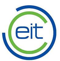 Logotip Evropskega inštituta za inovacije in tehnologijo, ki vsebuje kratice EIT v zeleni in modri krožnici.