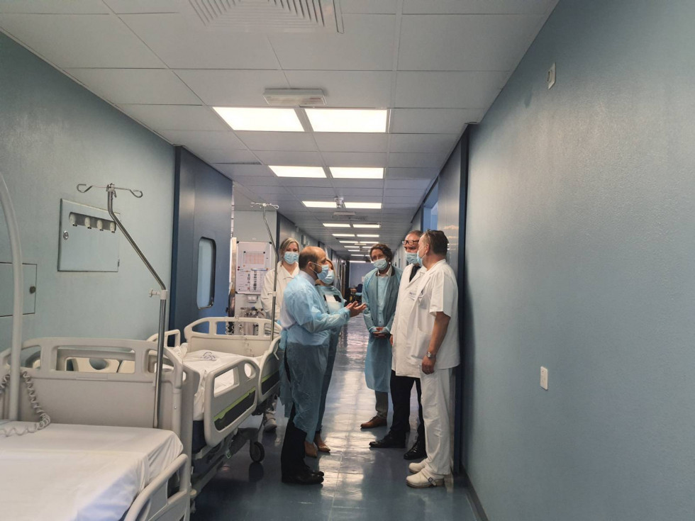 Minister za zdravje Janez Poklukar med obiskom v Splošni bolnišnici »dr. Franca Derganca« Nova Gorica 