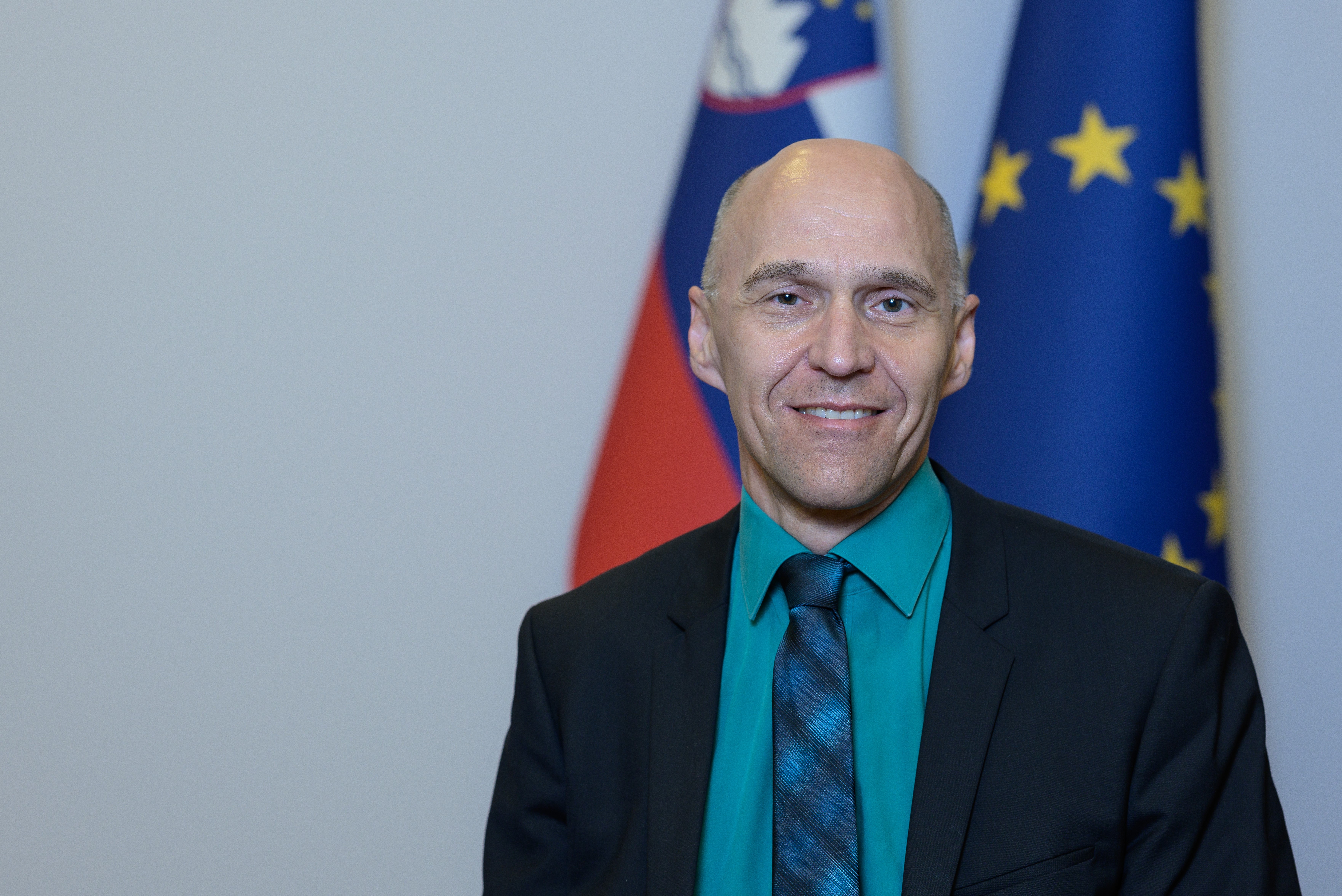mag. Robert Cugelj