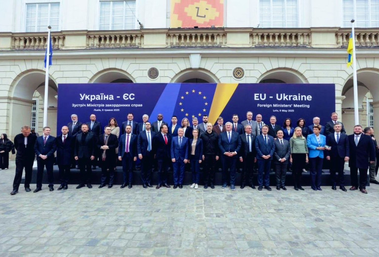 Državna sekretarka Gabrič na srečanju zunanjih ministrov EU na Dan Evrope v Lvivu 
