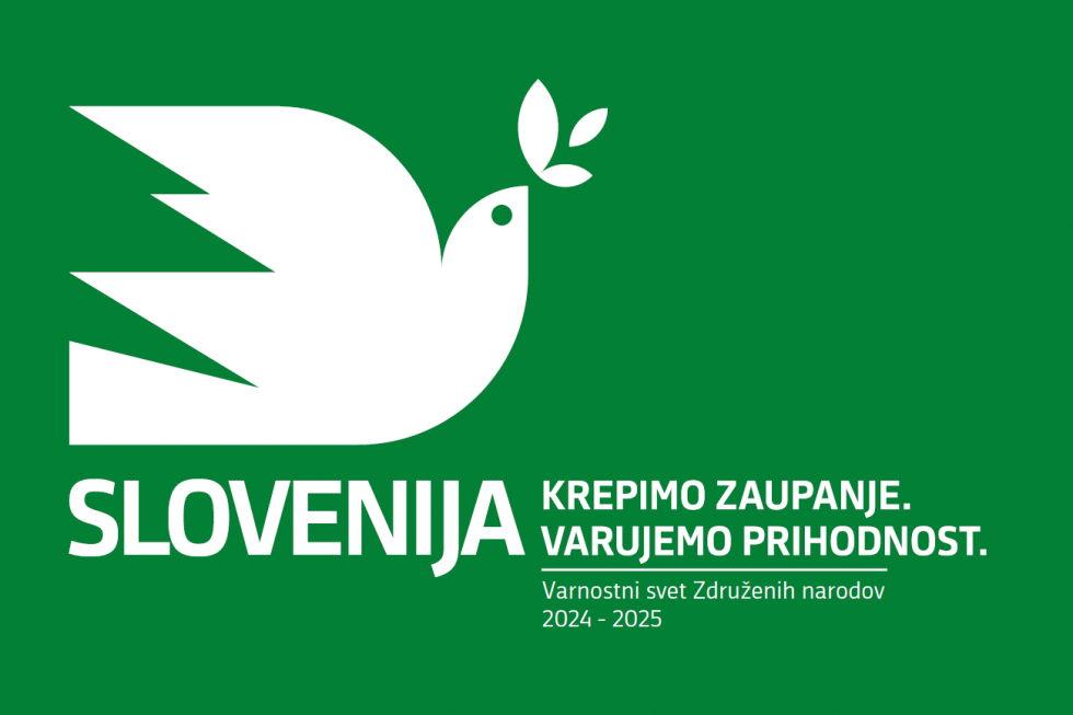 Logotip slovenskega članstva v Varnostnem svetu Organizacije združenih narodov, bela ptička z vejico na zeleni podlagi