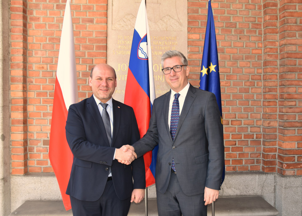 Državni sekretar Marko Štucin je gostil ministra za EU v Uradu predsednika vlade Republike Poljske Szymona Szynkowskega vel Sęka