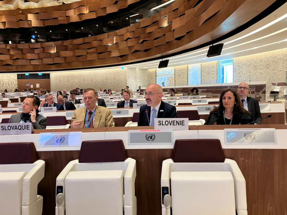 Udeleženci v konferenčni dvorani