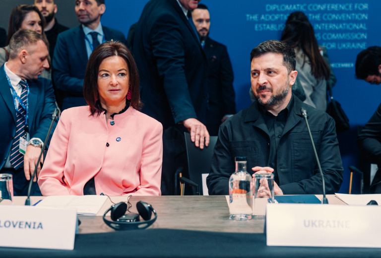 Minister Fajon signed the Convention Establishing an International Claims Commission for Ukraine