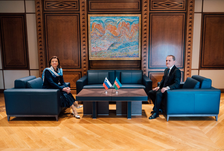 Minister Fajon in Baku to strengthen political and economic cooperation