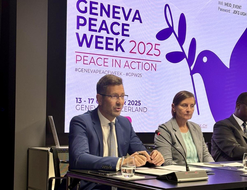 Generalni direktor dr. Marko Rakovec na panelu o humanitarnem pravu 