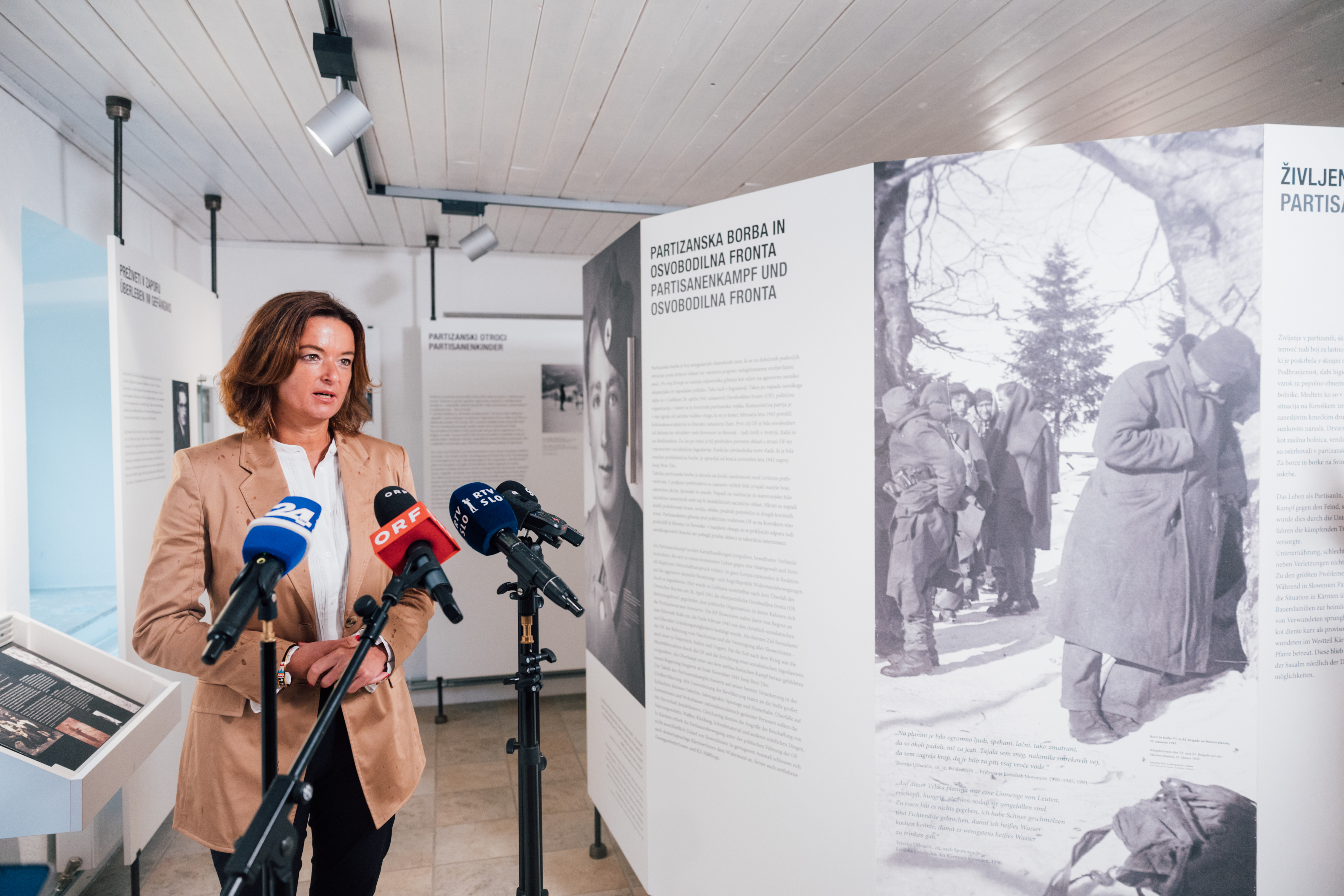 Minister Fajon at the Peršman Homestead: Call for a swift and thorough investigation into police intervention