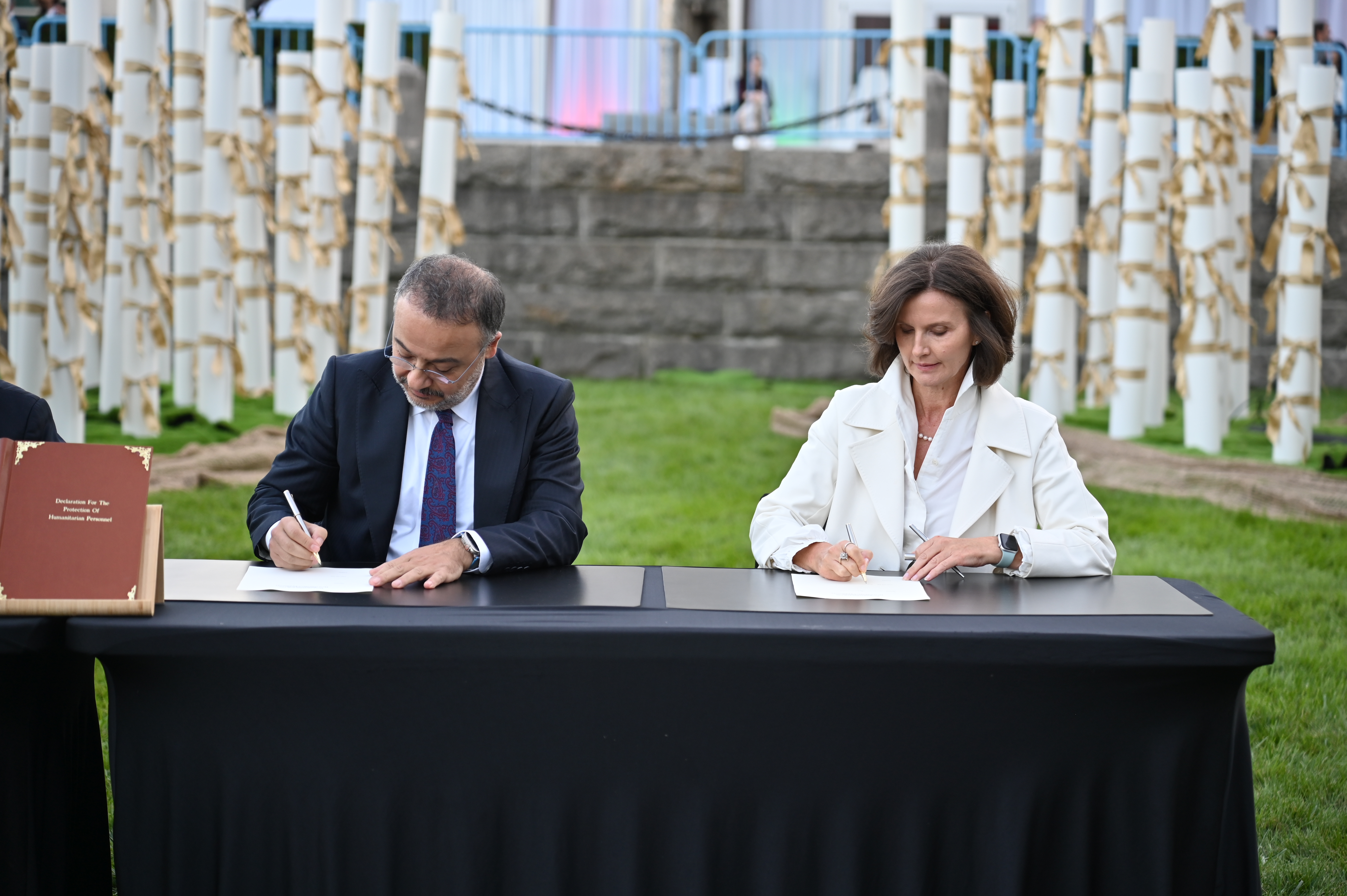 Slovenia signs Declaration for the Protection of Humanitarian Personnel