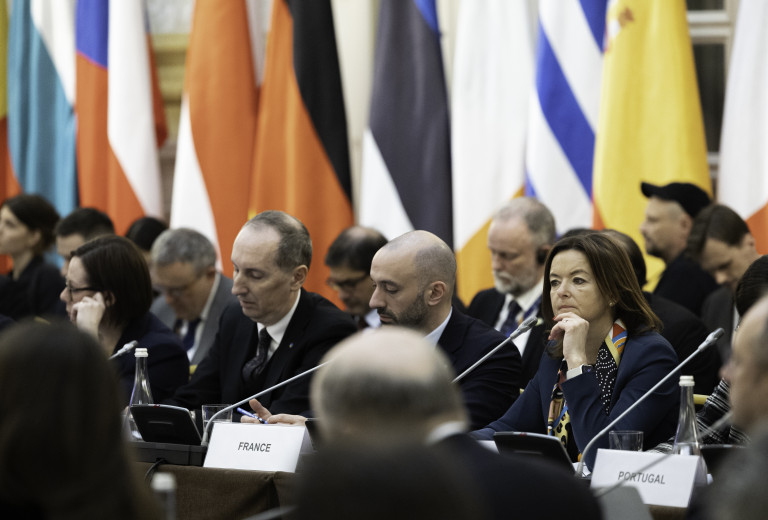 Fajon v Kijevu: Slovenija zagovarja trajen in pravičen mir ter nadaljnjo pomoč ljudem na terenu