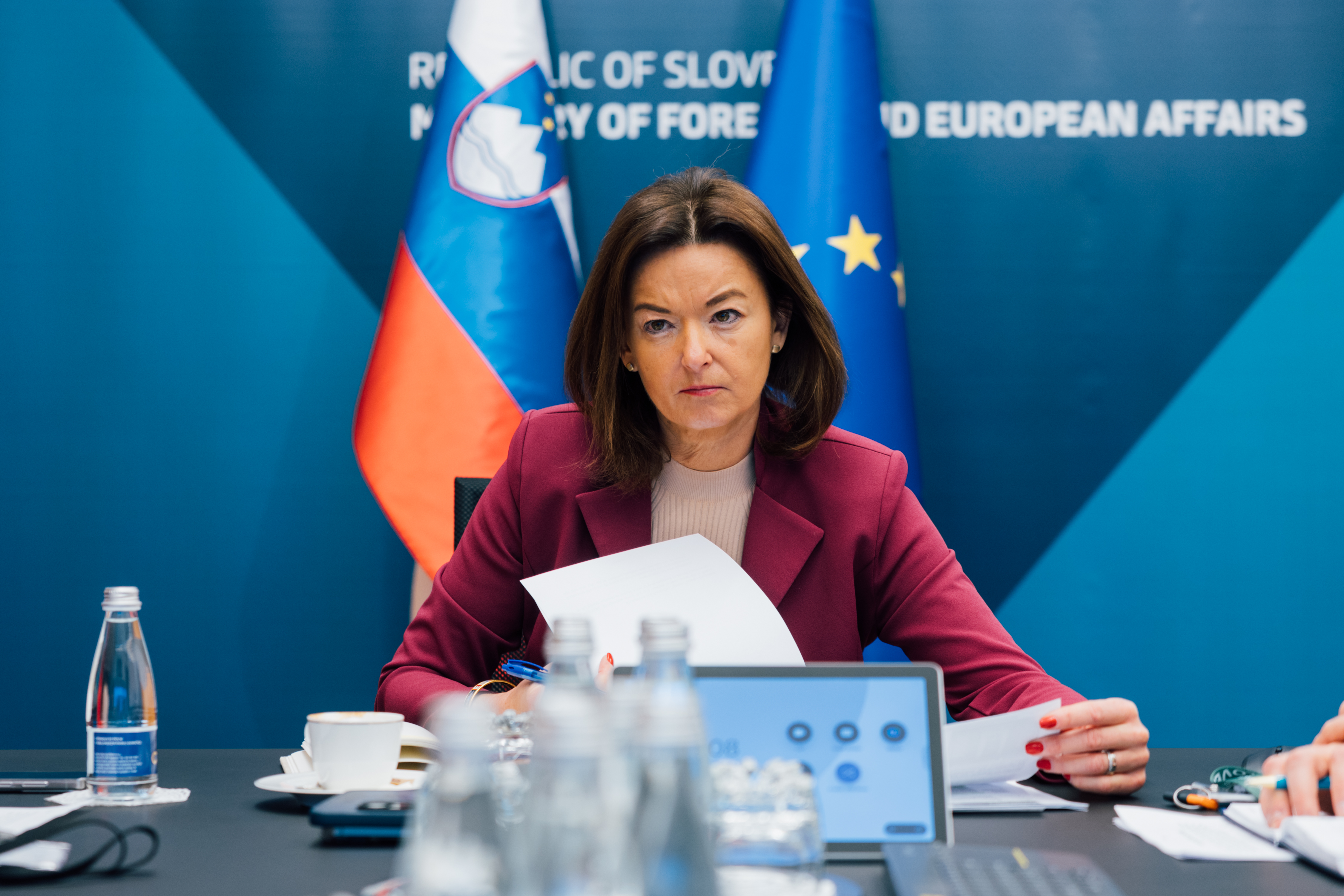 Fajon on the blockade of the Strait of Hormuz: A sustainable solution cannot be achieved by military means