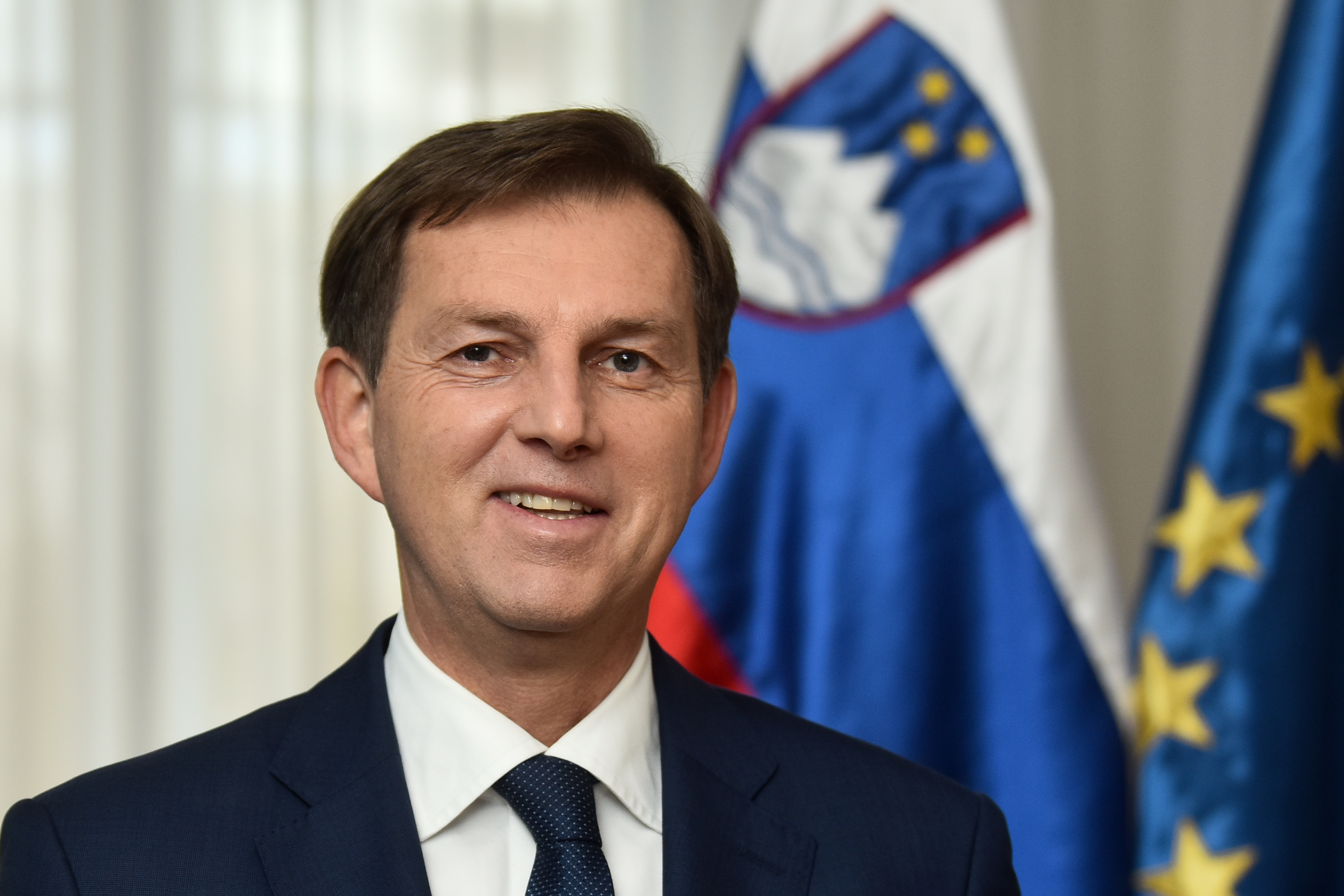 dr. Miro Cerar dr. Miro Cerar