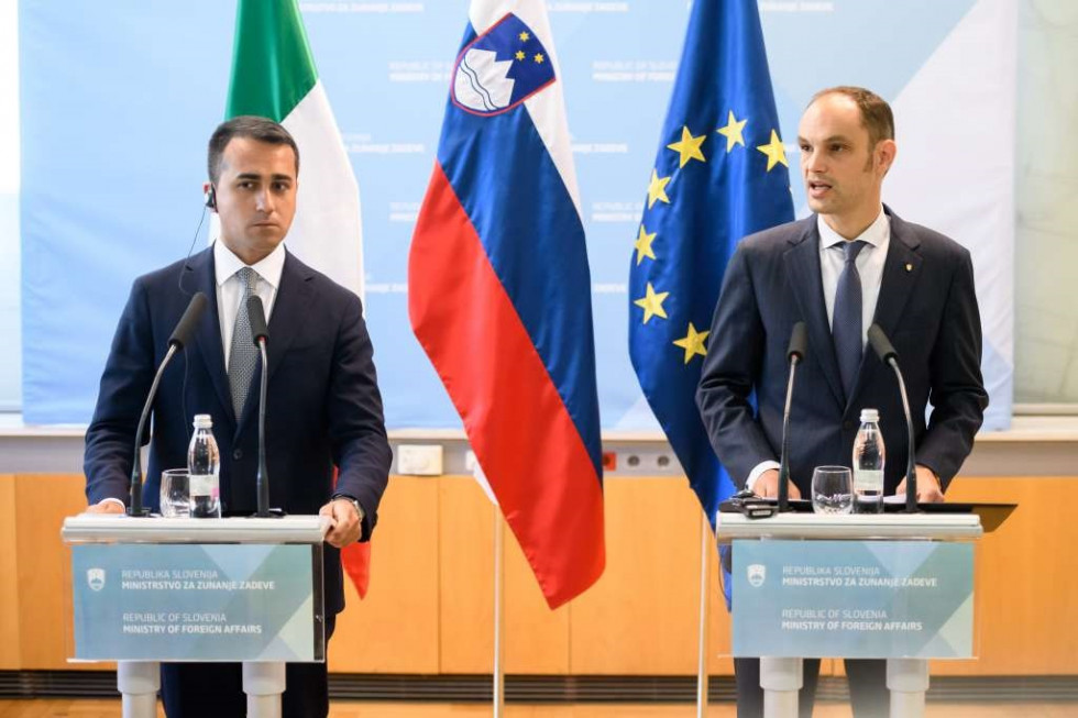 Minister za zunanje zadeve in mednarodno sodelovanje Italijanske republike Luigi Di Maio in minister za zunanje zadeve Republike Slovenije dr. Anže Logar