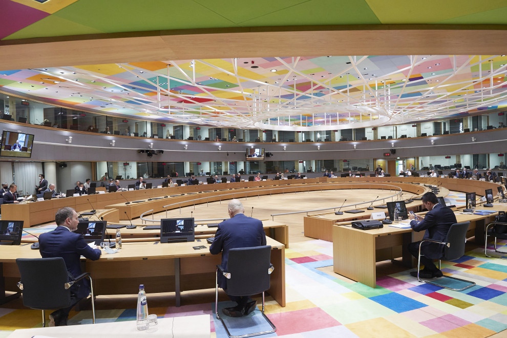 Okrogla miza in ministri držav članic EU med razpravo