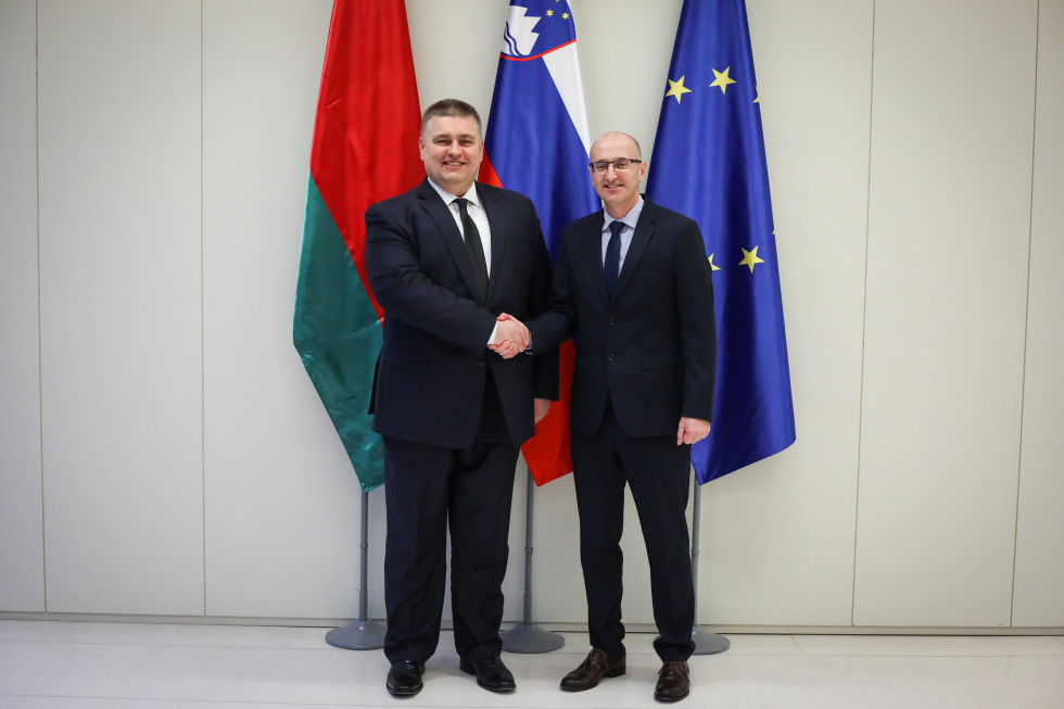 The Deputy Minister of Foreign Affairs of the Republic of Belarus, Oleg Kravchenko, and the State Secretary at the Ministry of Foreign Affairs of the Republic of Slovenia, Dobran Božič.