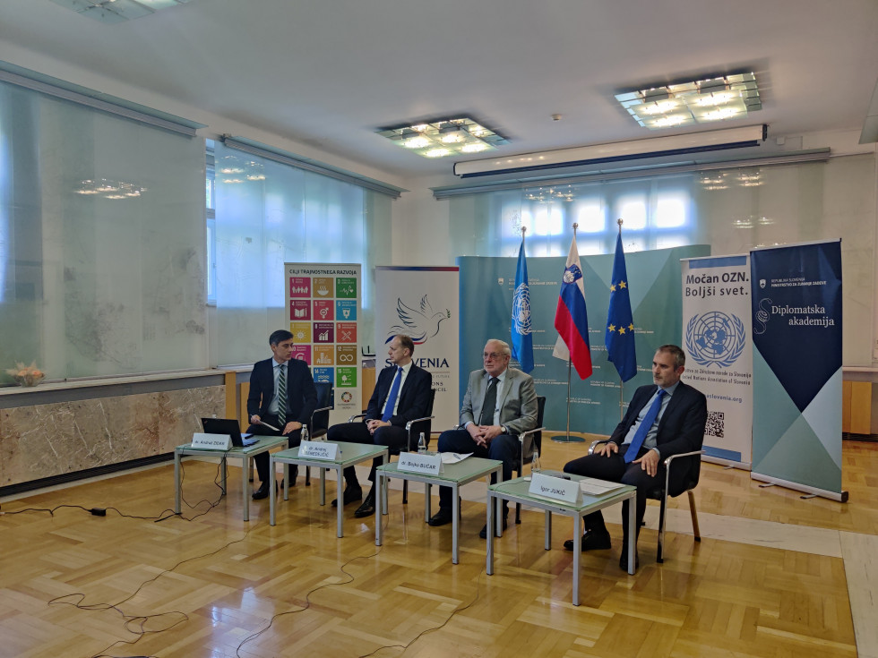 Andraž Zidar, Andrej Benedejčič, Bojko Bučar and Igor Jukič at the round table