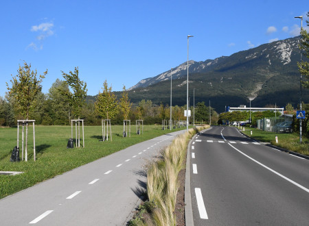 Kolesarska povezava v delu Ajdovščine