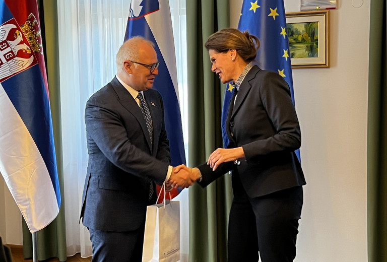 Slovenia and Serbia for the improvement and acceleration of rail transport