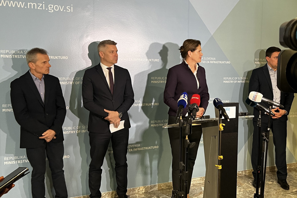 Ministrica Bratušek, župan občine Prevalje, predsednik uprave Dars in župan mestne občine Velenje