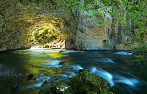 Rakov Škocjan (Water under the rock)